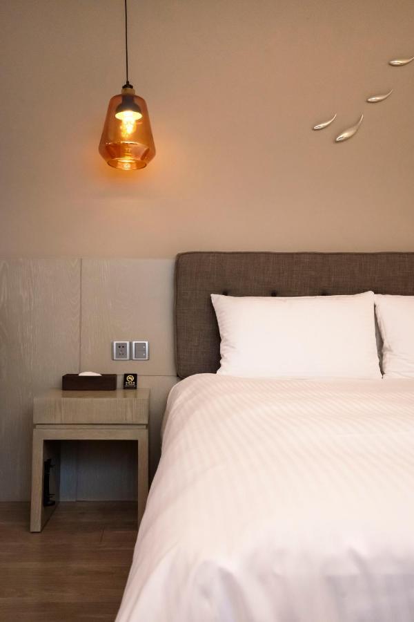 Hub Hotel Kaohsiung Yawan Branch Buitenkant foto