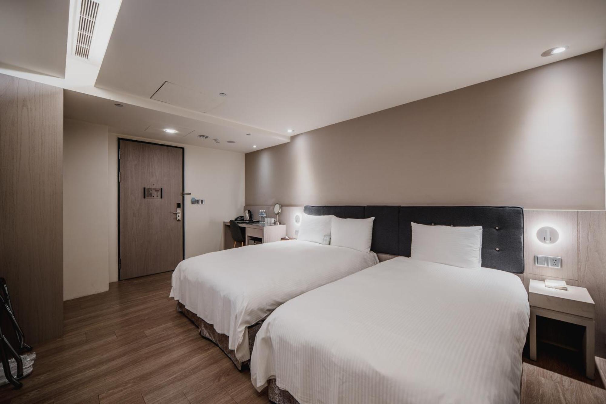 Hub Hotel Kaohsiung Yawan Branch Buitenkant foto