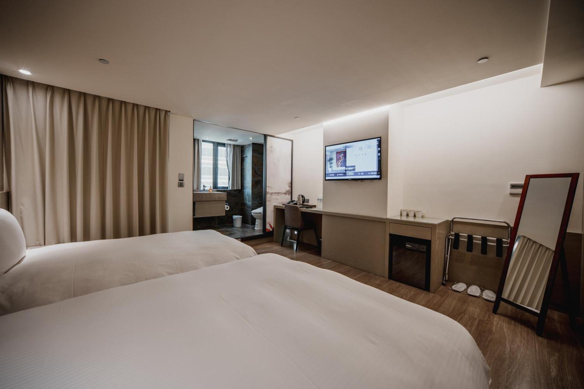 Hub Hotel Kaohsiung Yawan Branch Buitenkant foto