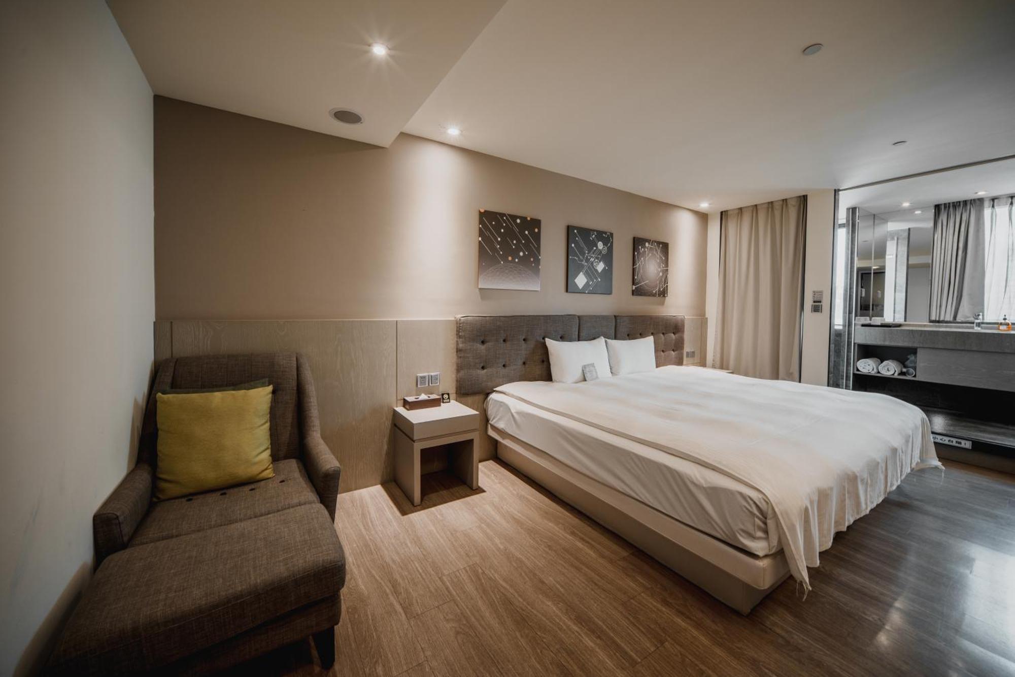 Hub Hotel Kaohsiung Yawan Branch Buitenkant foto