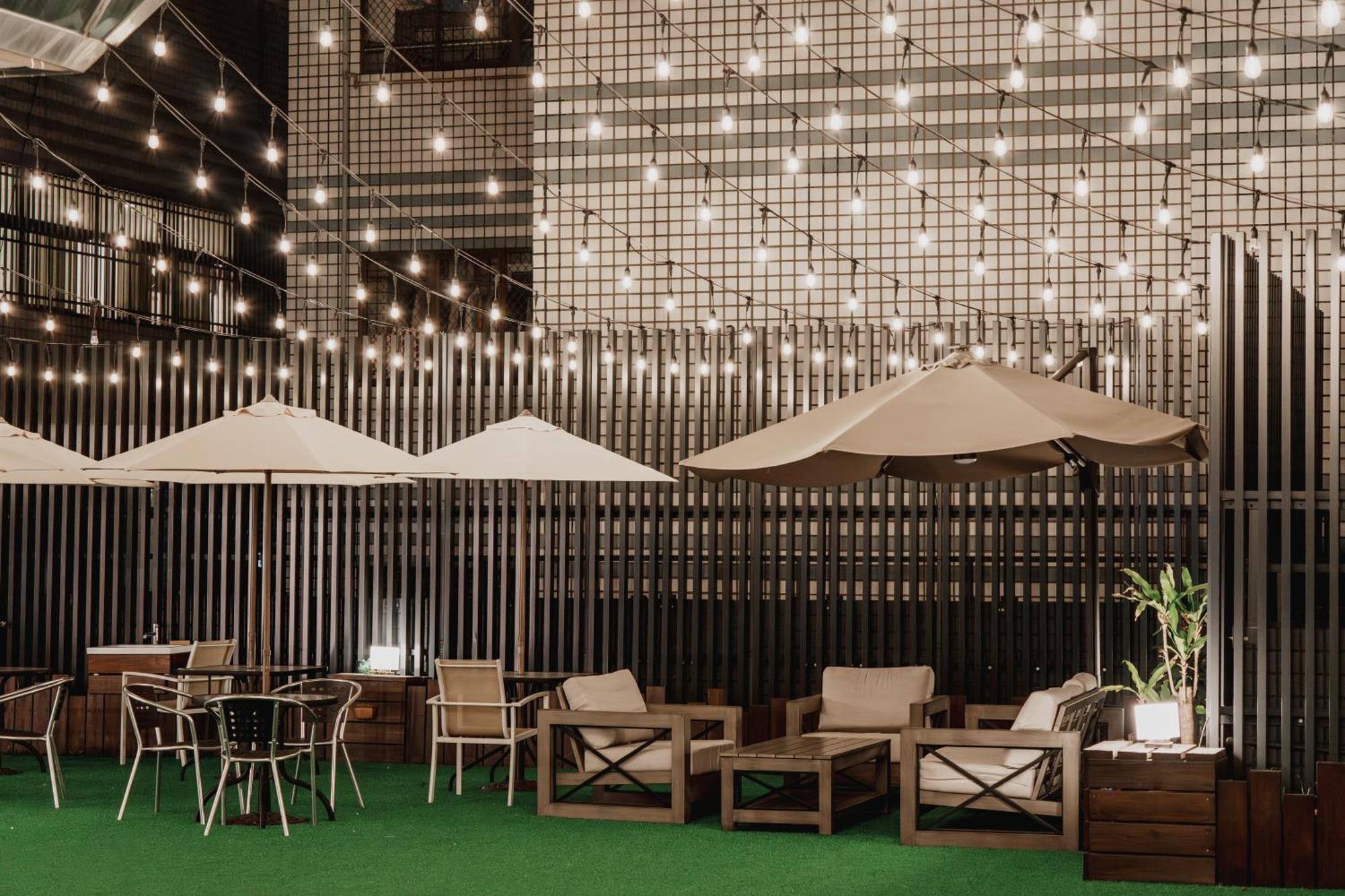 Hub Hotel Kaohsiung Yawan Branch Buitenkant foto