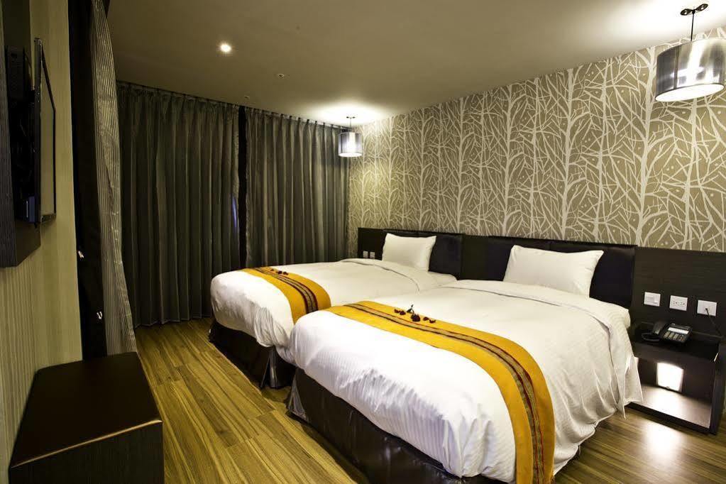 Hub Hotel Kaohsiung Yawan Branch Buitenkant foto